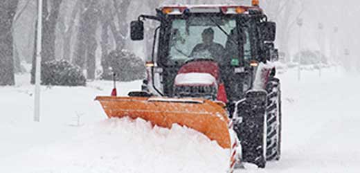 snow cleaning machine